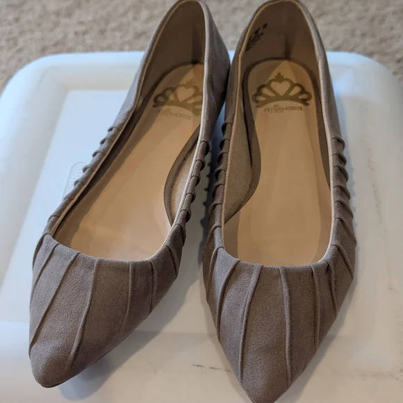 Fergalicious Taupe Pleated Flats - Picture 1 of 8